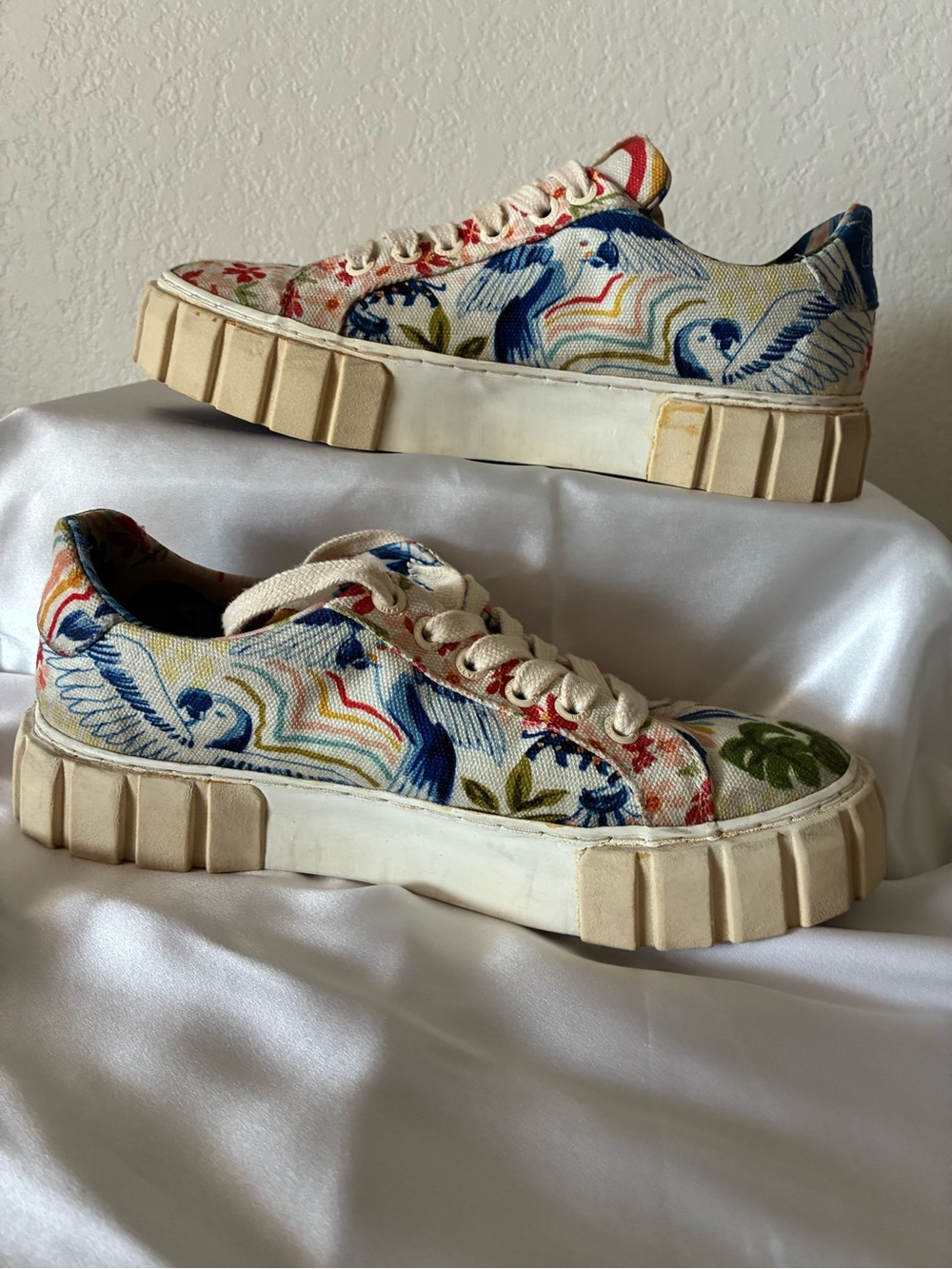 FARM Rio Kids Canvas Sneakers in Cream with Green, Blue & Orange Floral Print - Picture 4 of 6